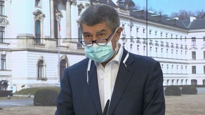 V Česku je 522 nakažených koronavirem, Senát zkritizoval vládu